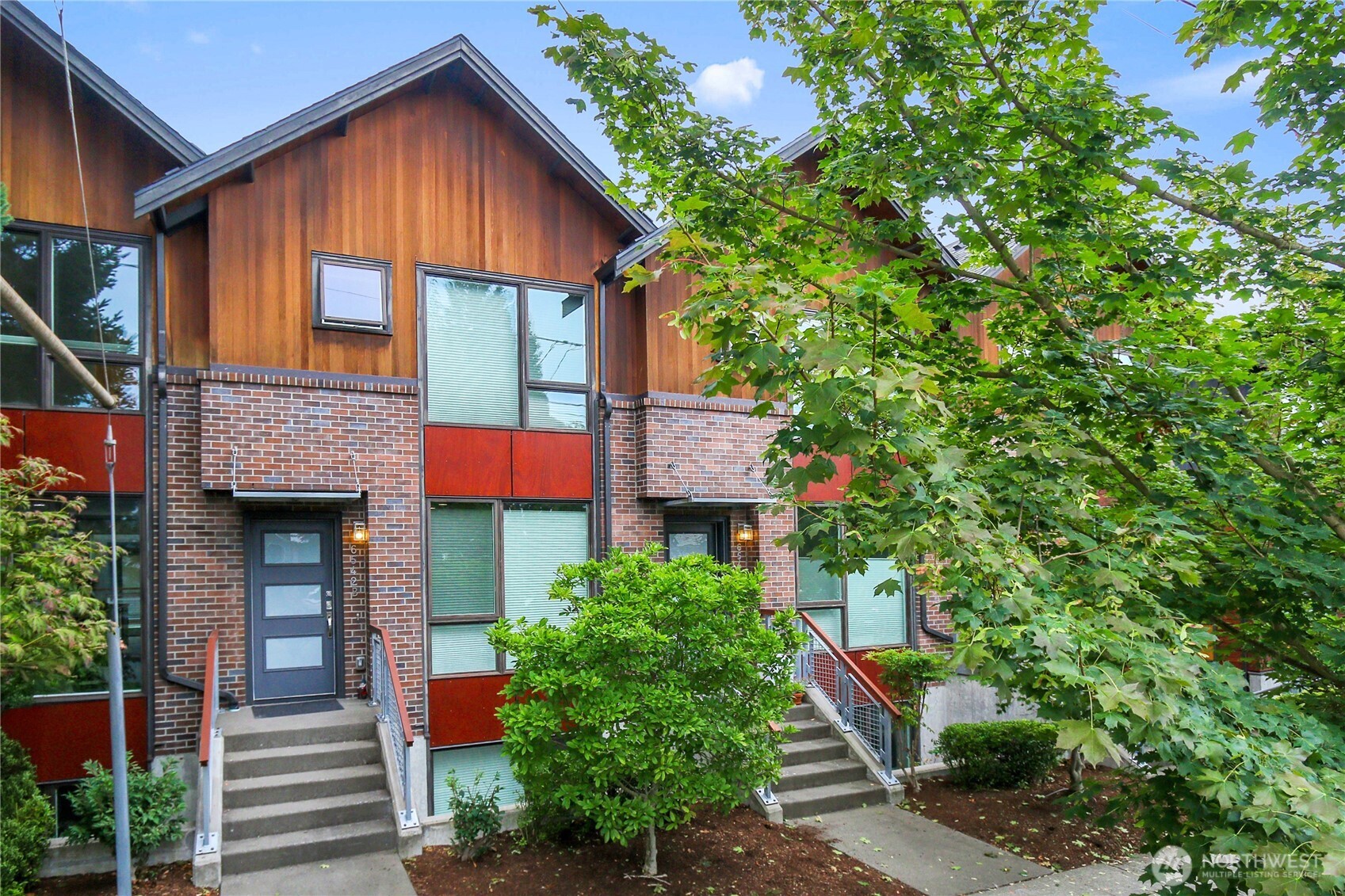 6542 32nd Avenue NE #B — photo