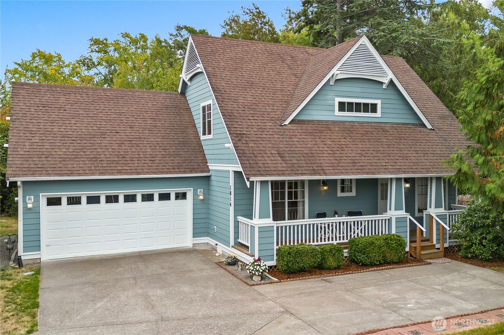 1814 Williamsburg Court — photo