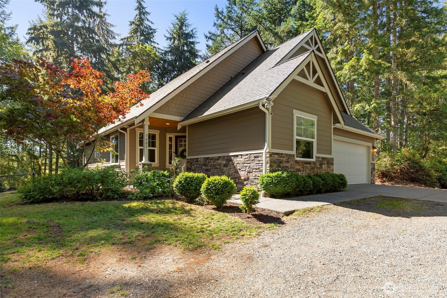 7981 SE Mossy Pond Court — photo
