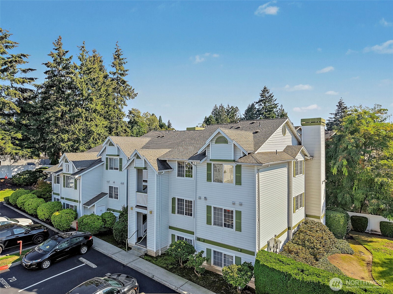 901 Sunset Boulevard NE #B307 — photo