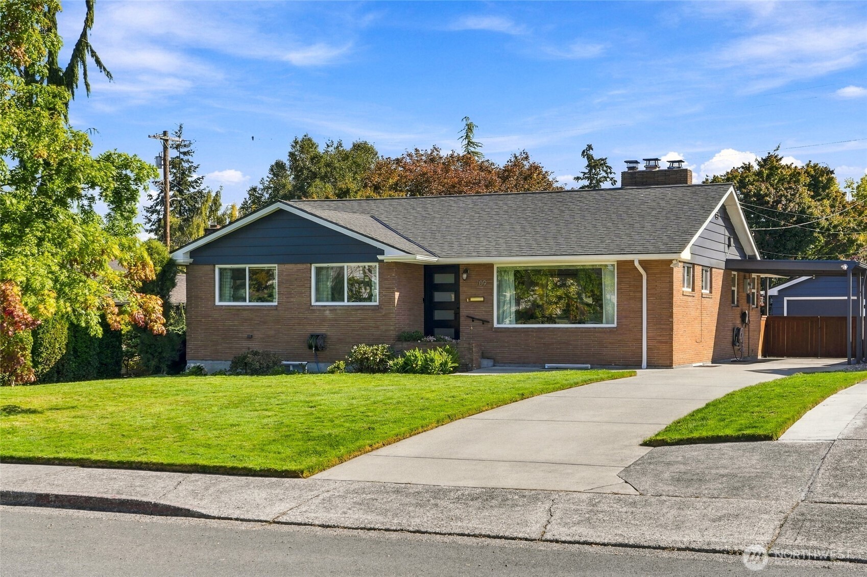 709 Colby Avenue, Everett, WA 98201 — photo 2