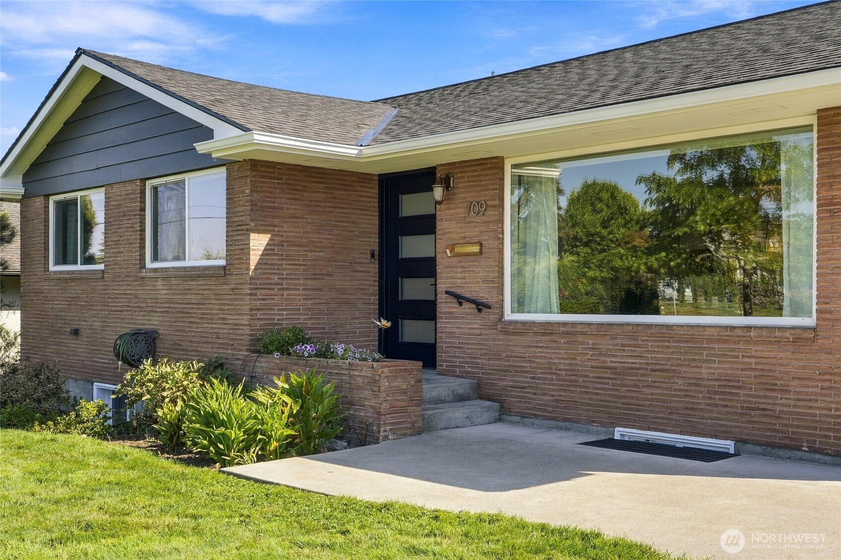 709 Colby Avenue, Everett, WA 98201 — photo 3