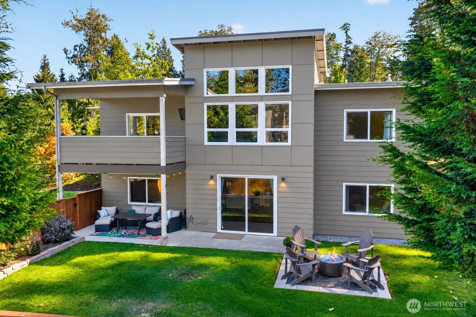 526 Fielding Court — photo