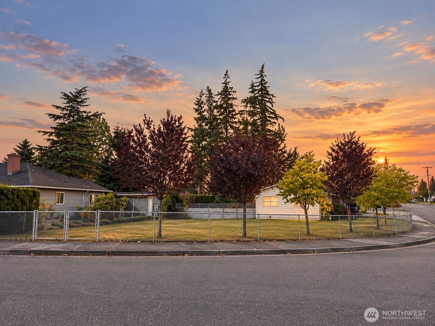 2716 5th Street, Everett, WA 98201 — photo 3