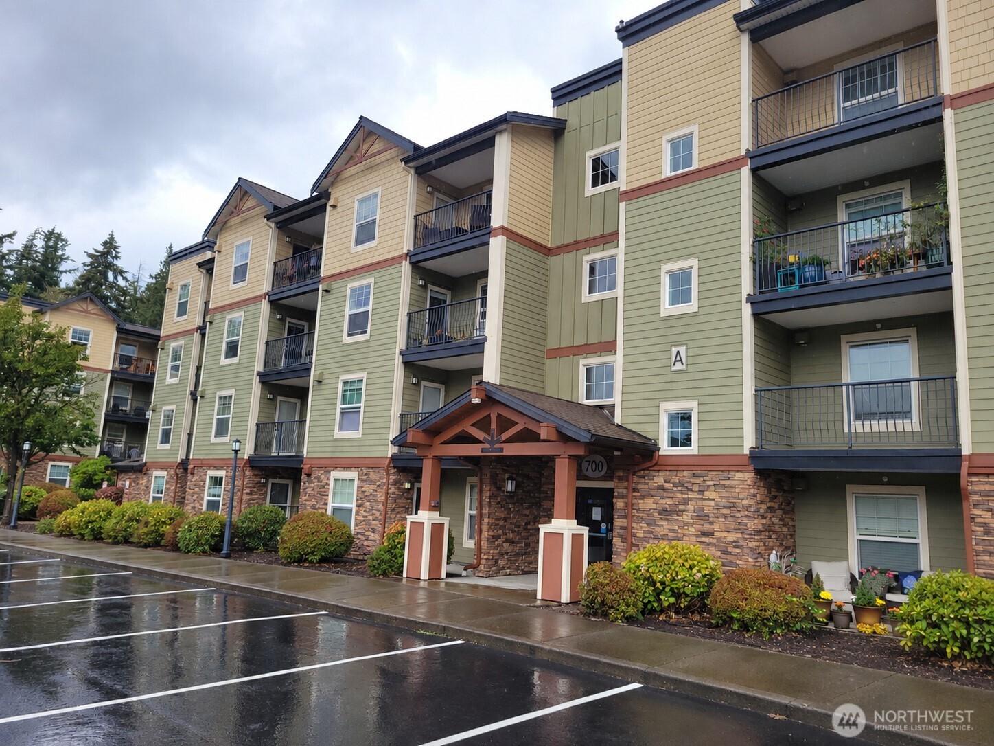 700 32nd #a207 — photo