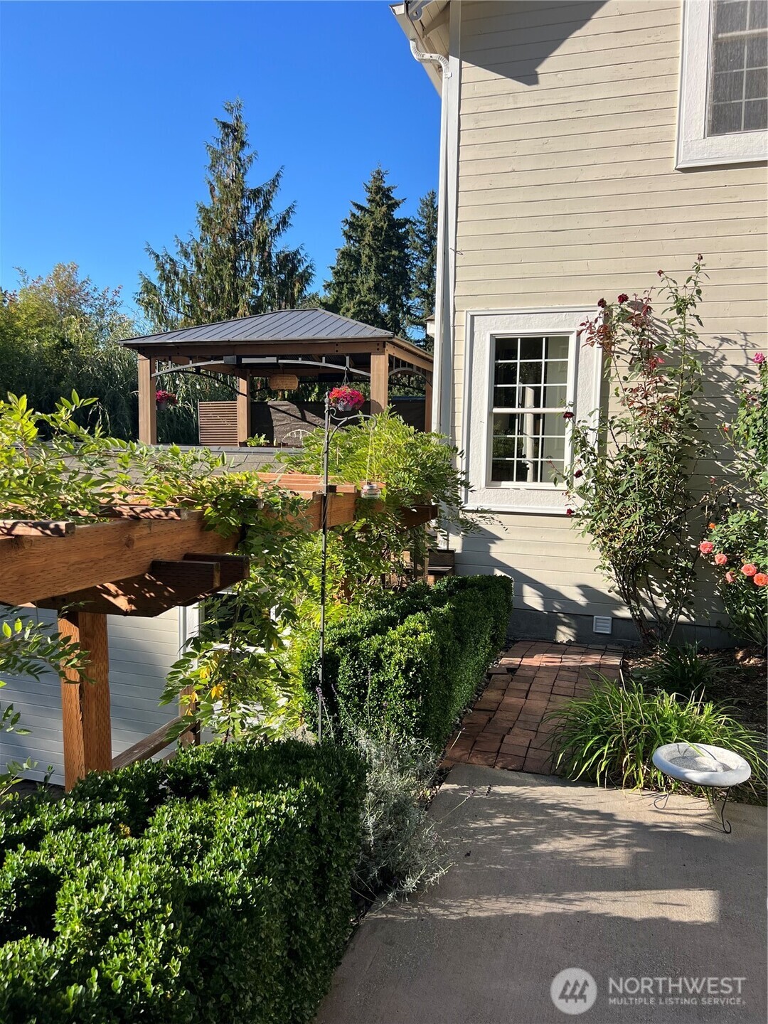 17514 W Riverside Drive, Bothell, WA 98011 — photo 2