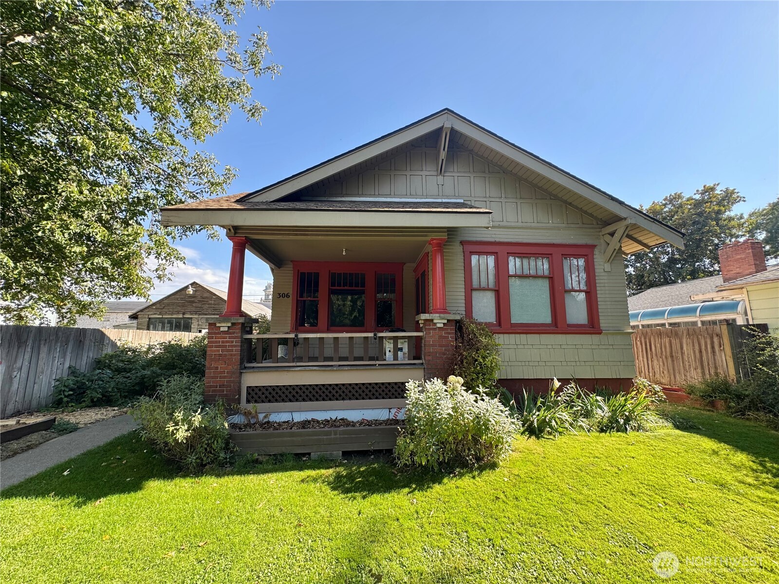 306 E Washington Avenue — photo