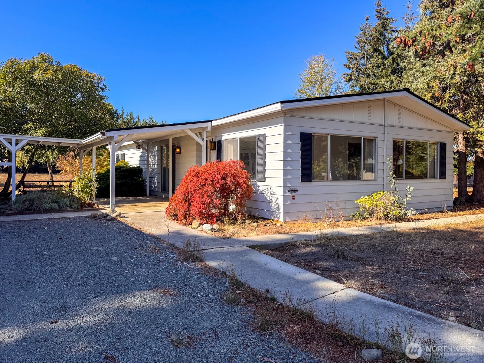 791 W Elliott Court — photo