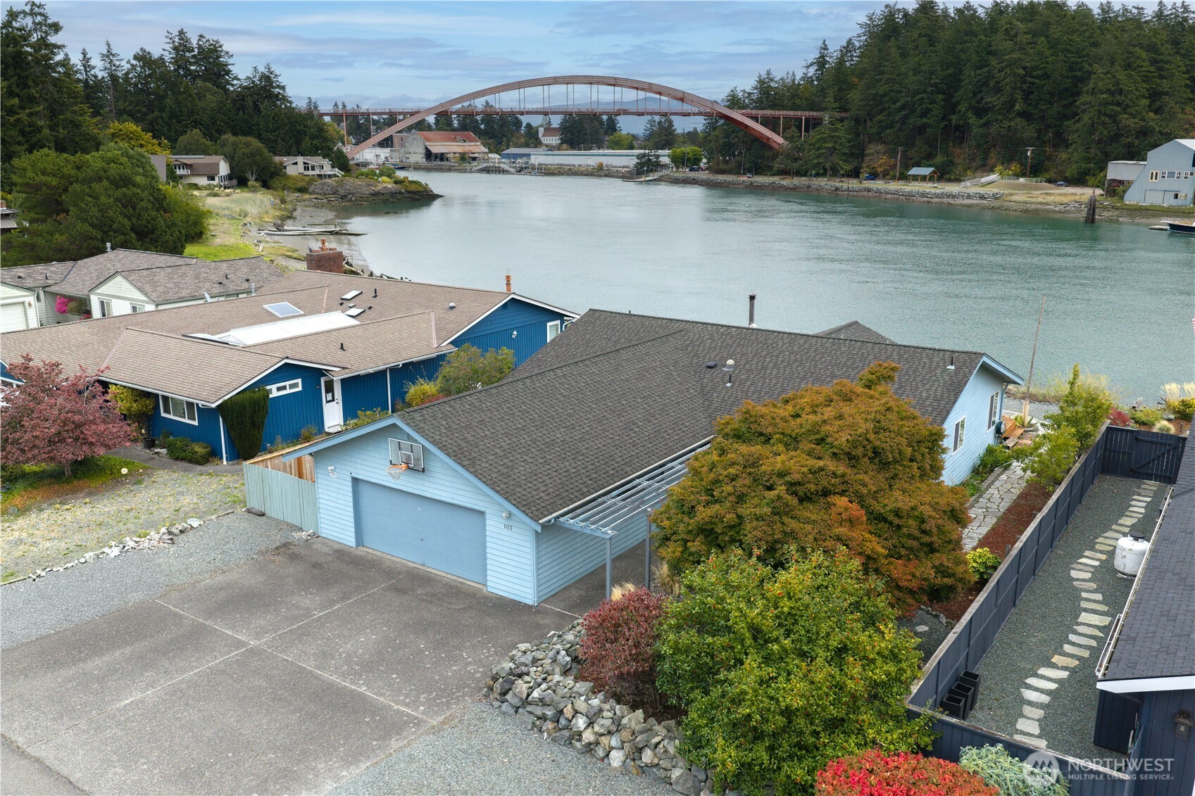 103 Chinook Place — photo