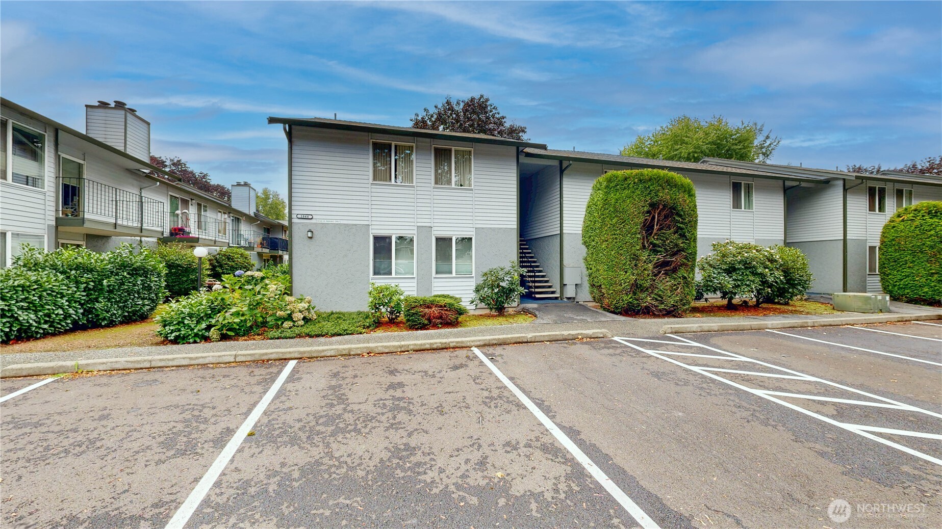 1840 Central Place S #B18 — photo
