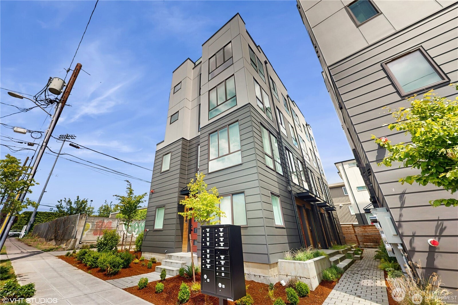 1300 E Remington Court #B — photo