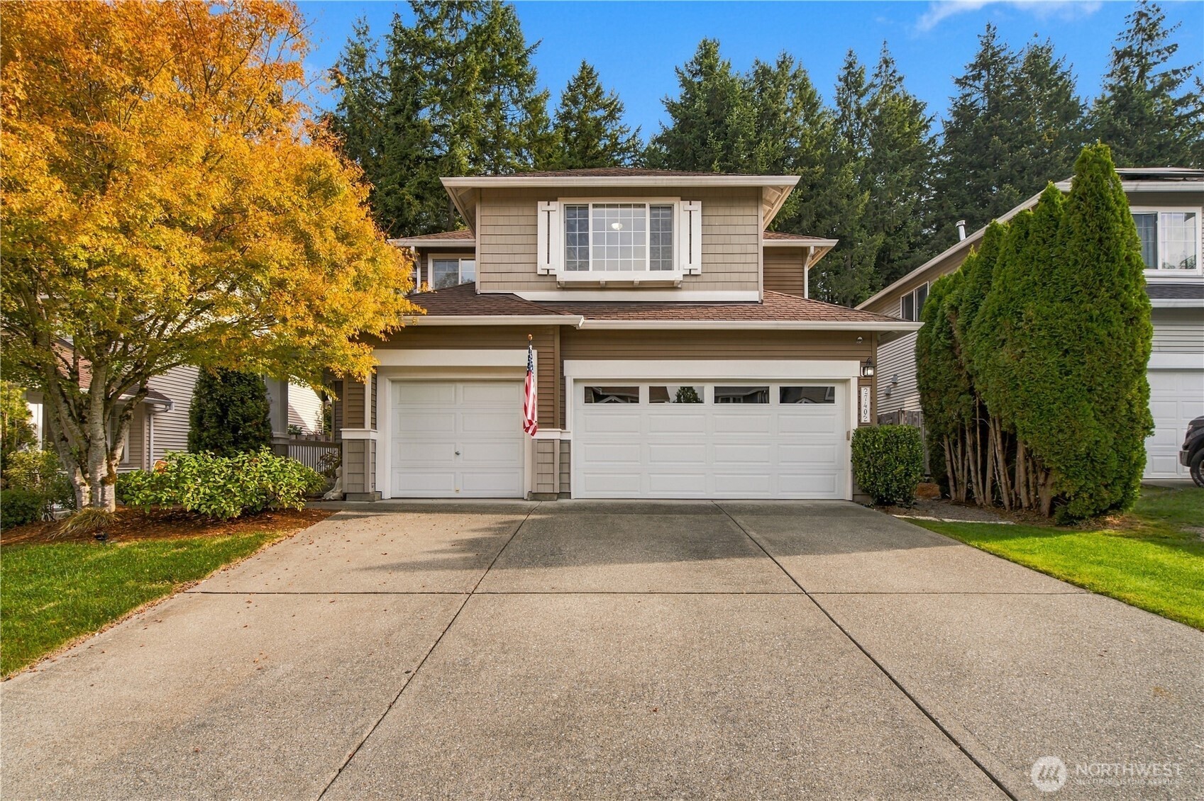 27402 Maple Ridge Way SE, Maple Valley, WA 98038