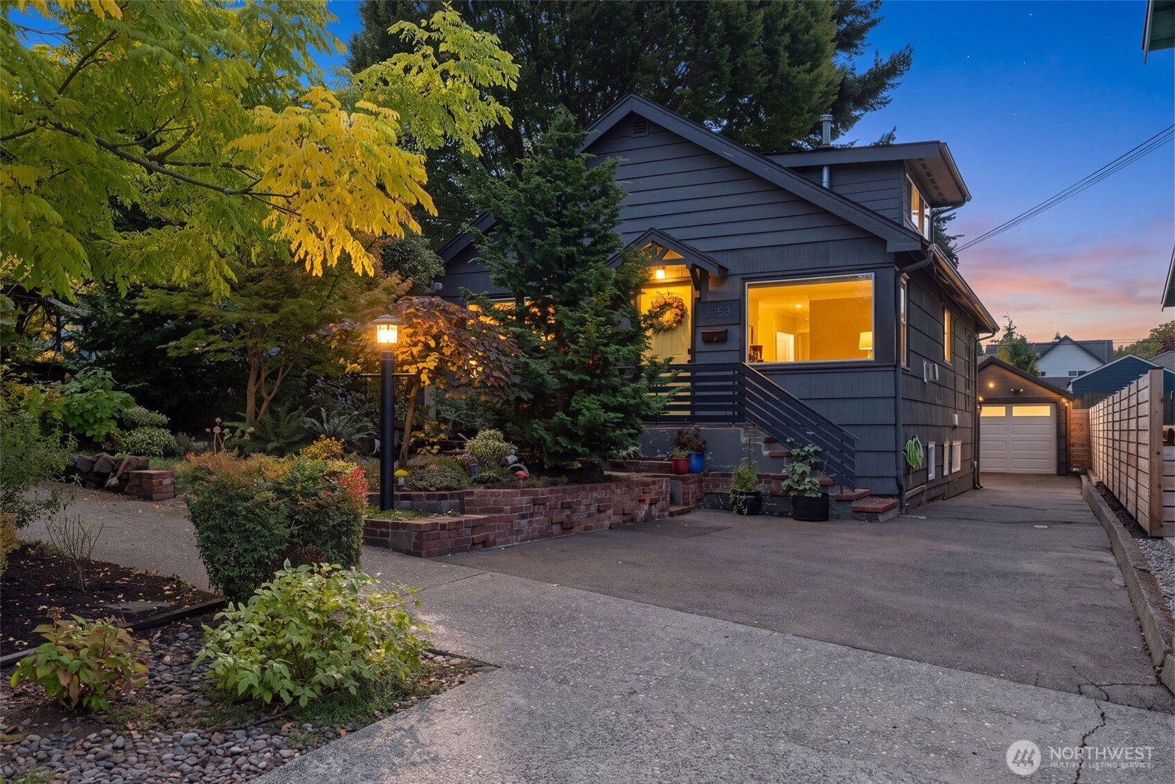 3753 SW Austin Street — photo