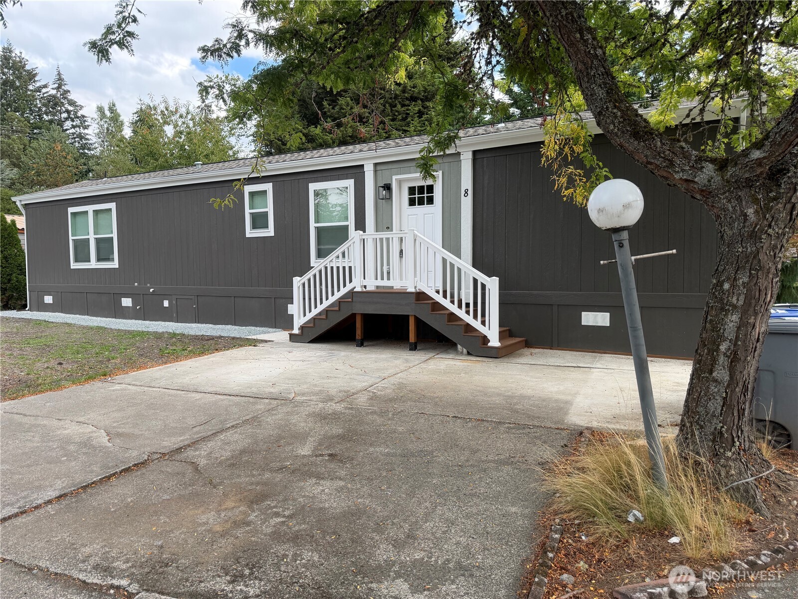 375 Union Avenue SE #8 — photo