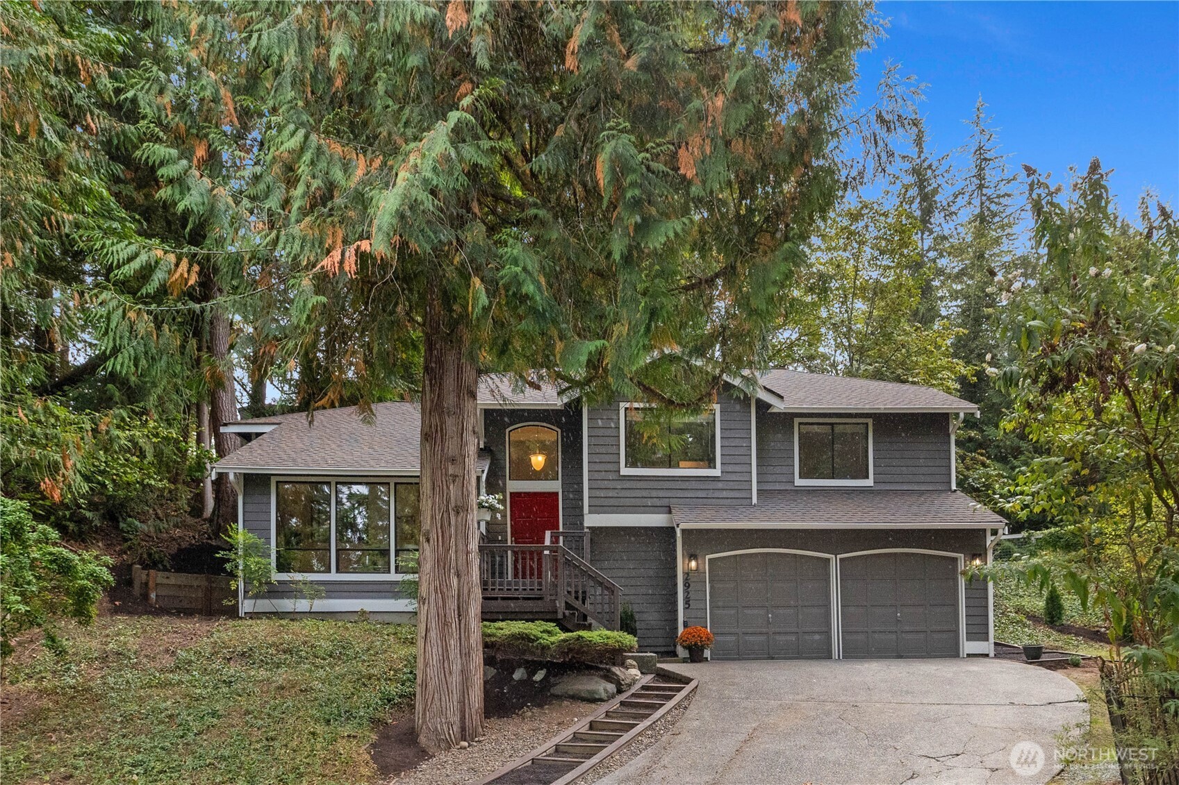 2925 W Lake Sammamish Parkway NE — photo