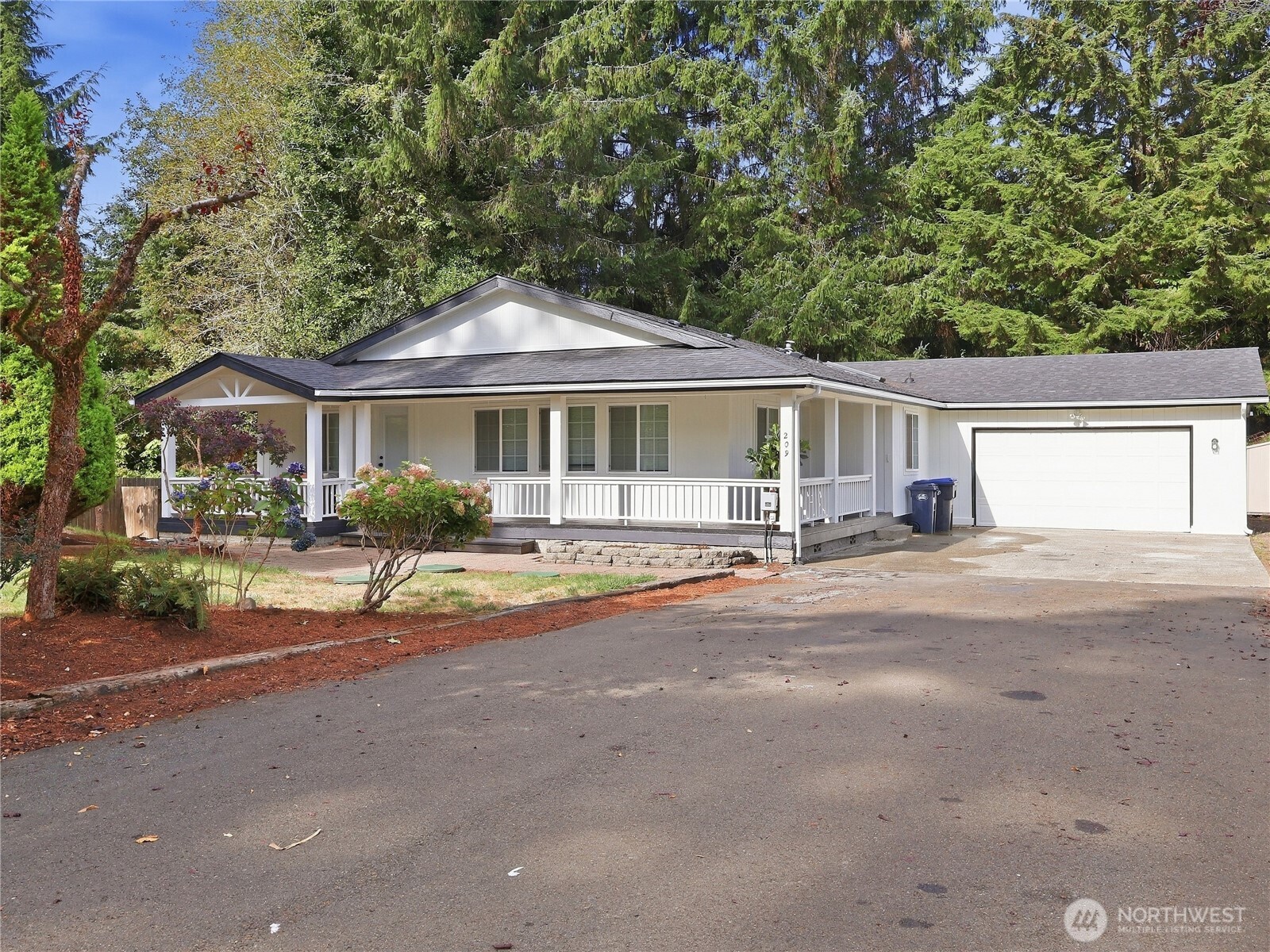 209 Fairway Drive — photo