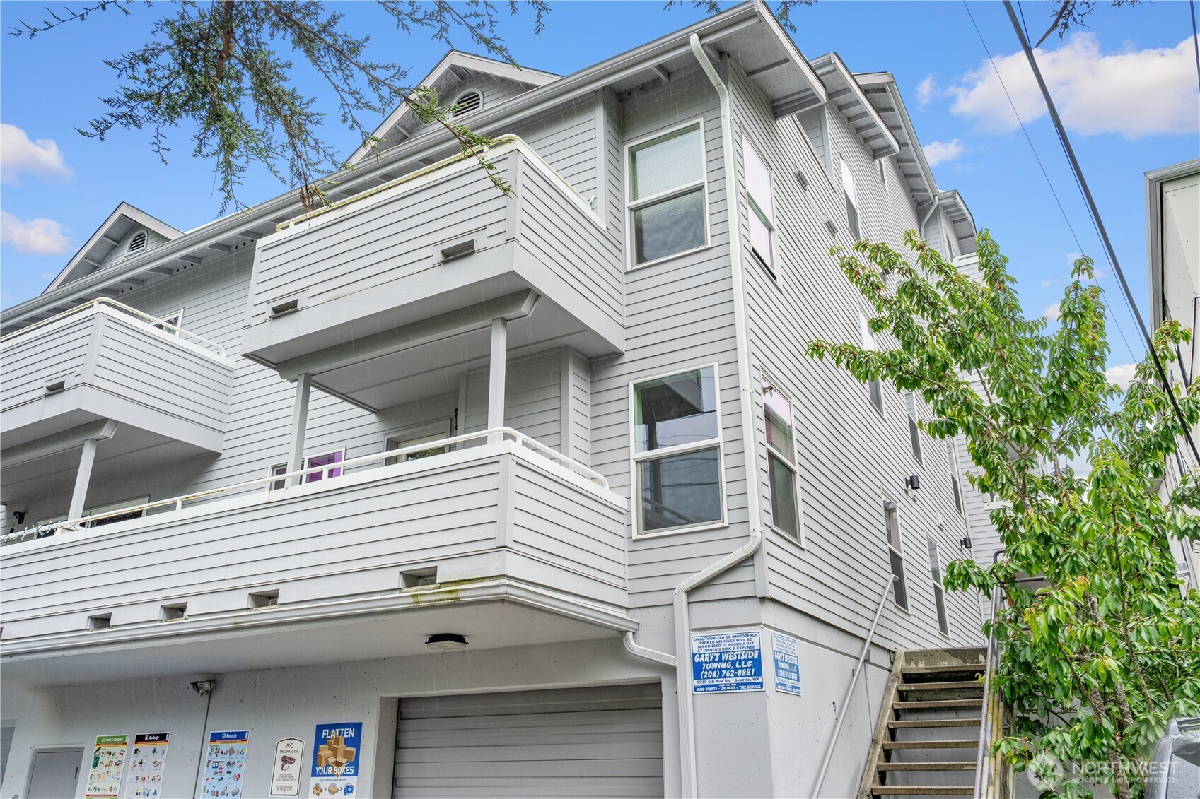 3435 California Avenue SW #103 — photo