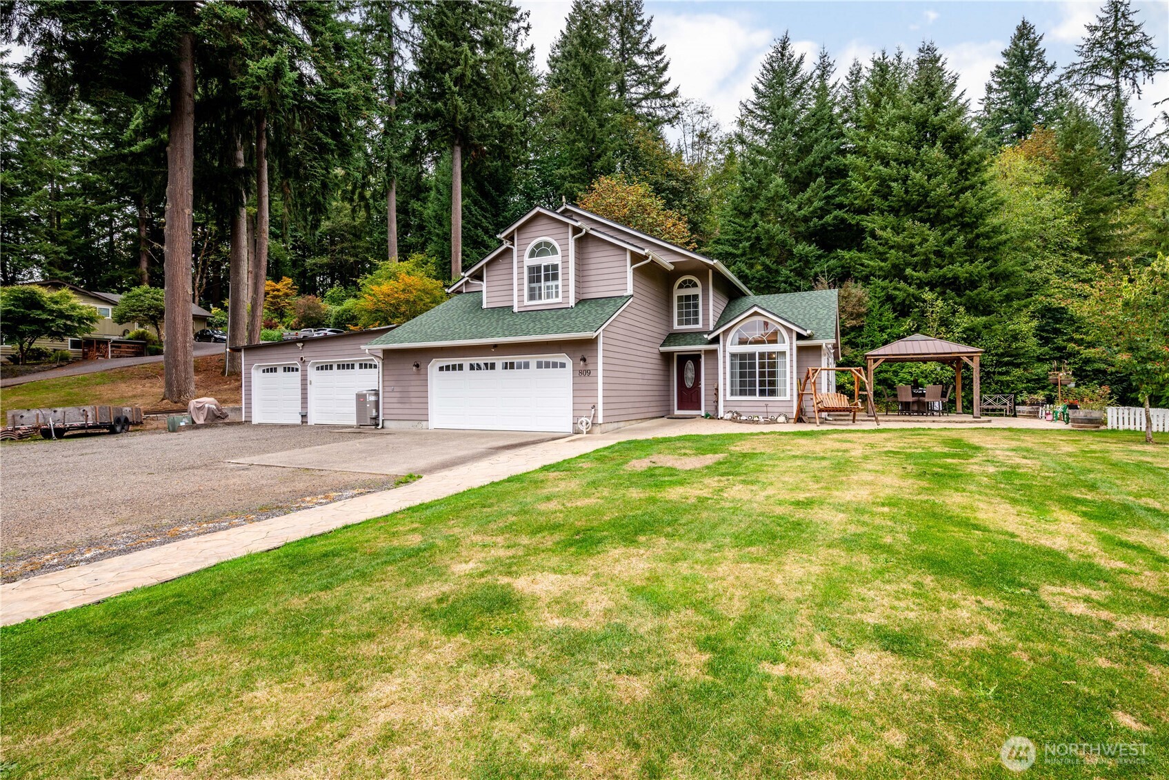 809 Melton Road, Castle Rock, WA 98611 — photo 2