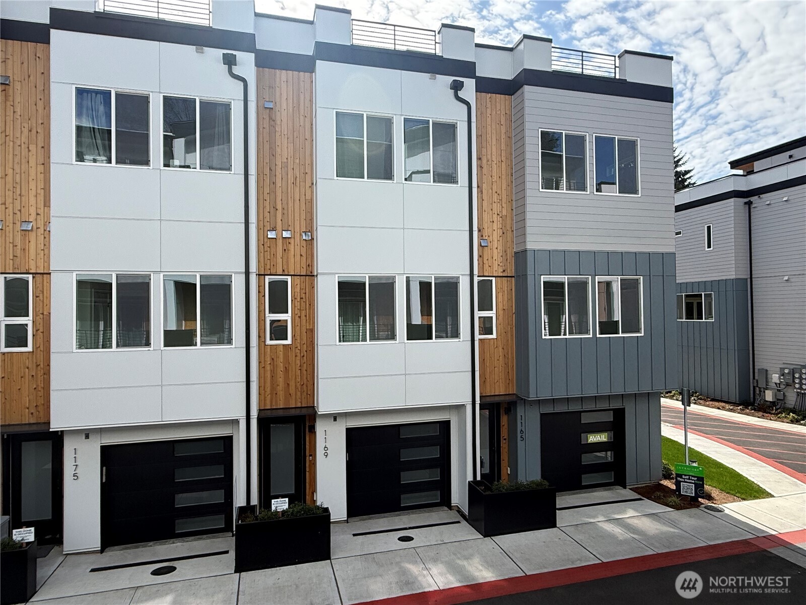 1129 129th Court NE — photo
