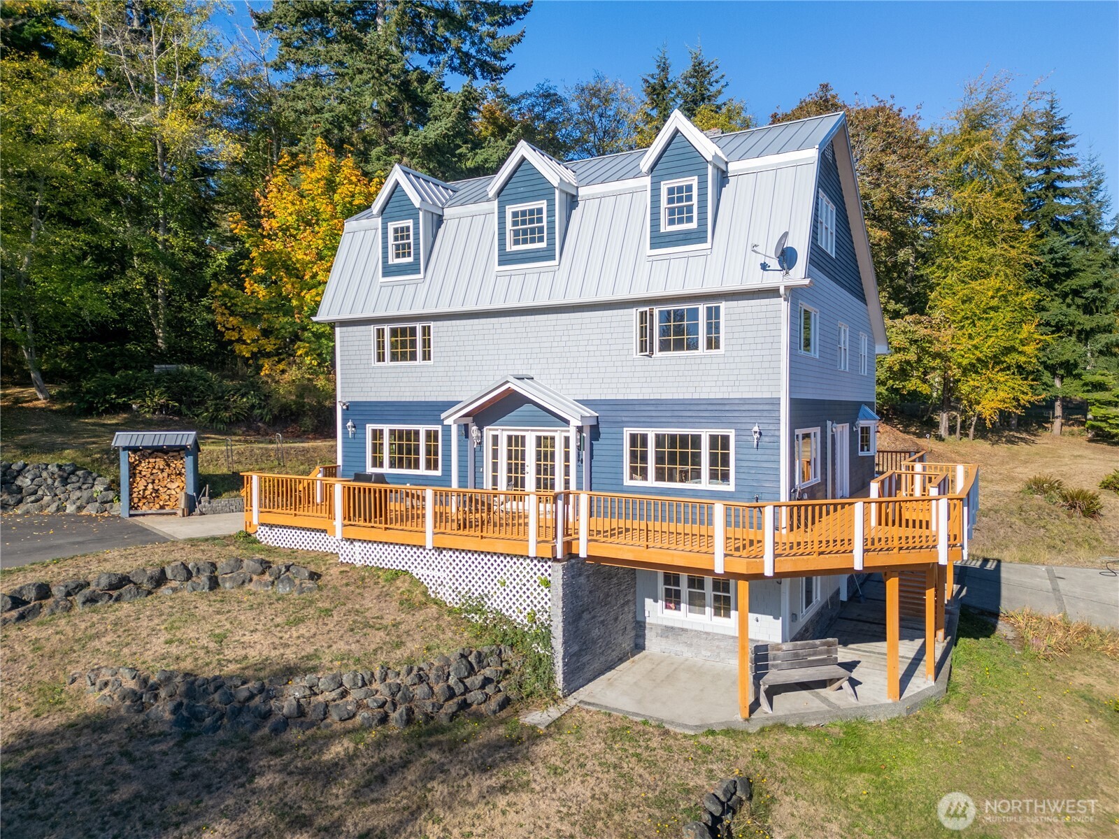 253 Seagull Drive — photo