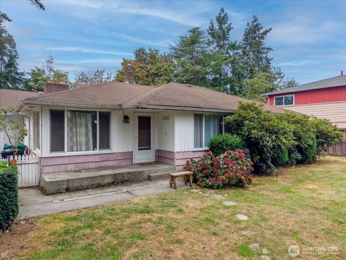 13111 Ashworth Avenue N — photo
