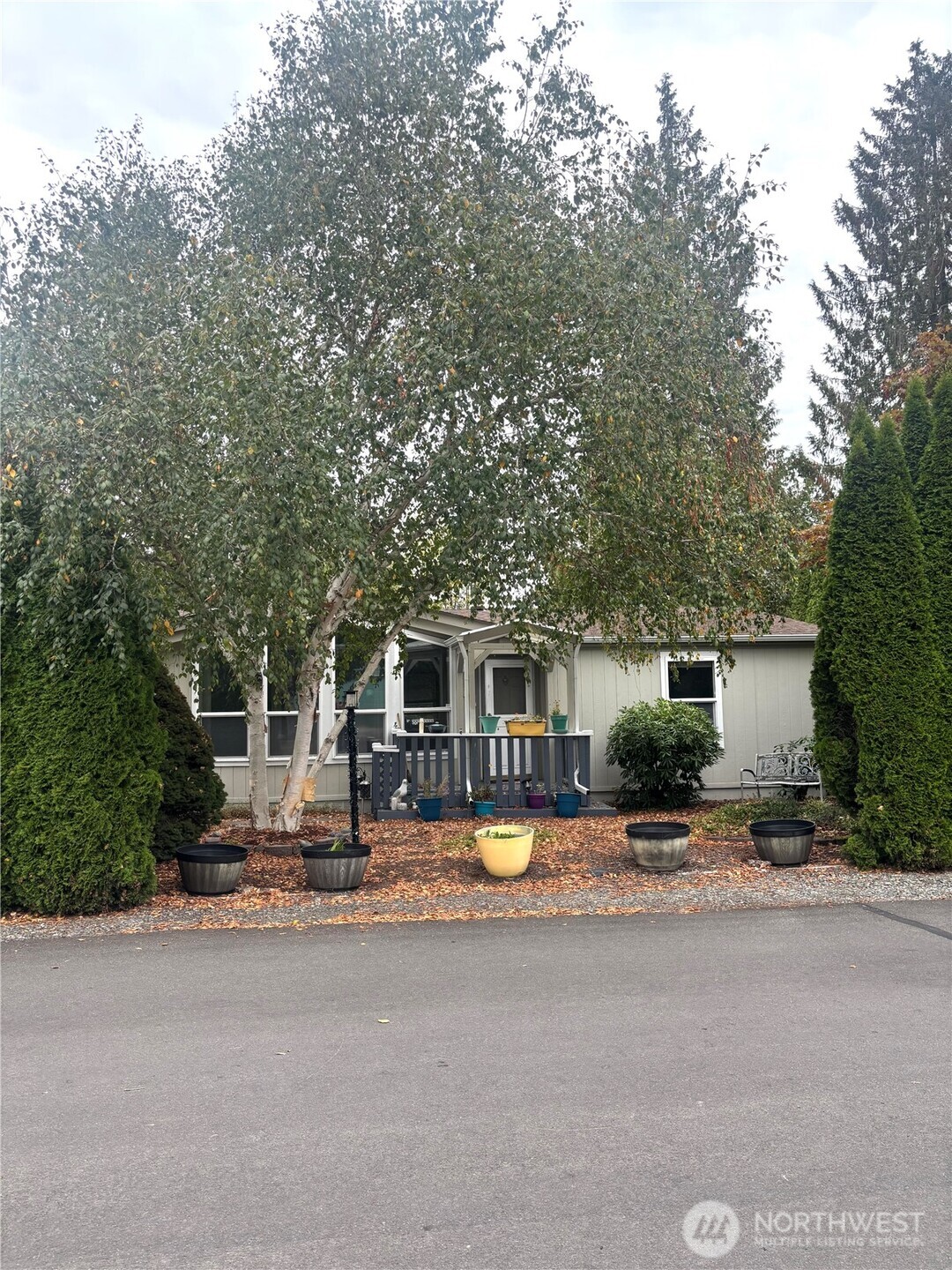 431 Parkwood Blvd — photo