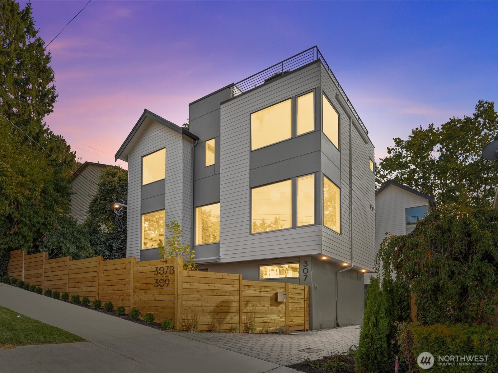 307 NW 52nd Street — photo