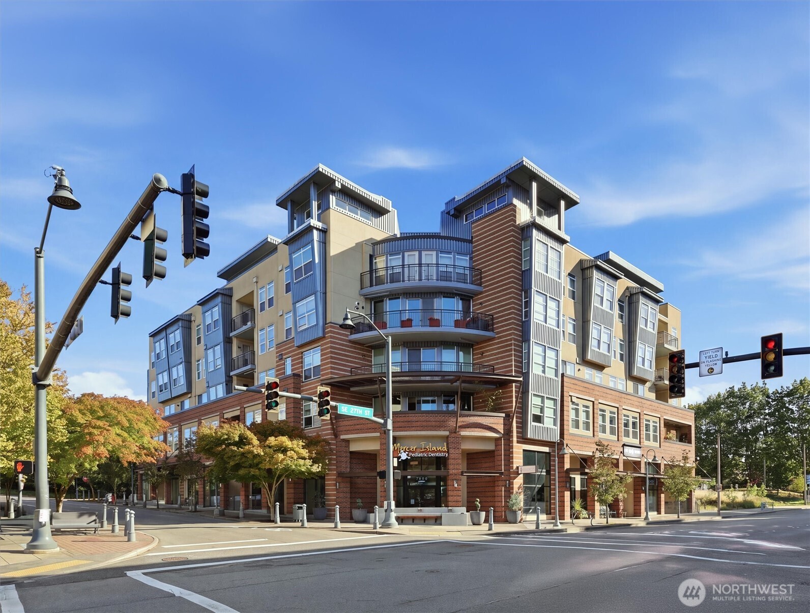 7800 SE 27th Street #206 — photo