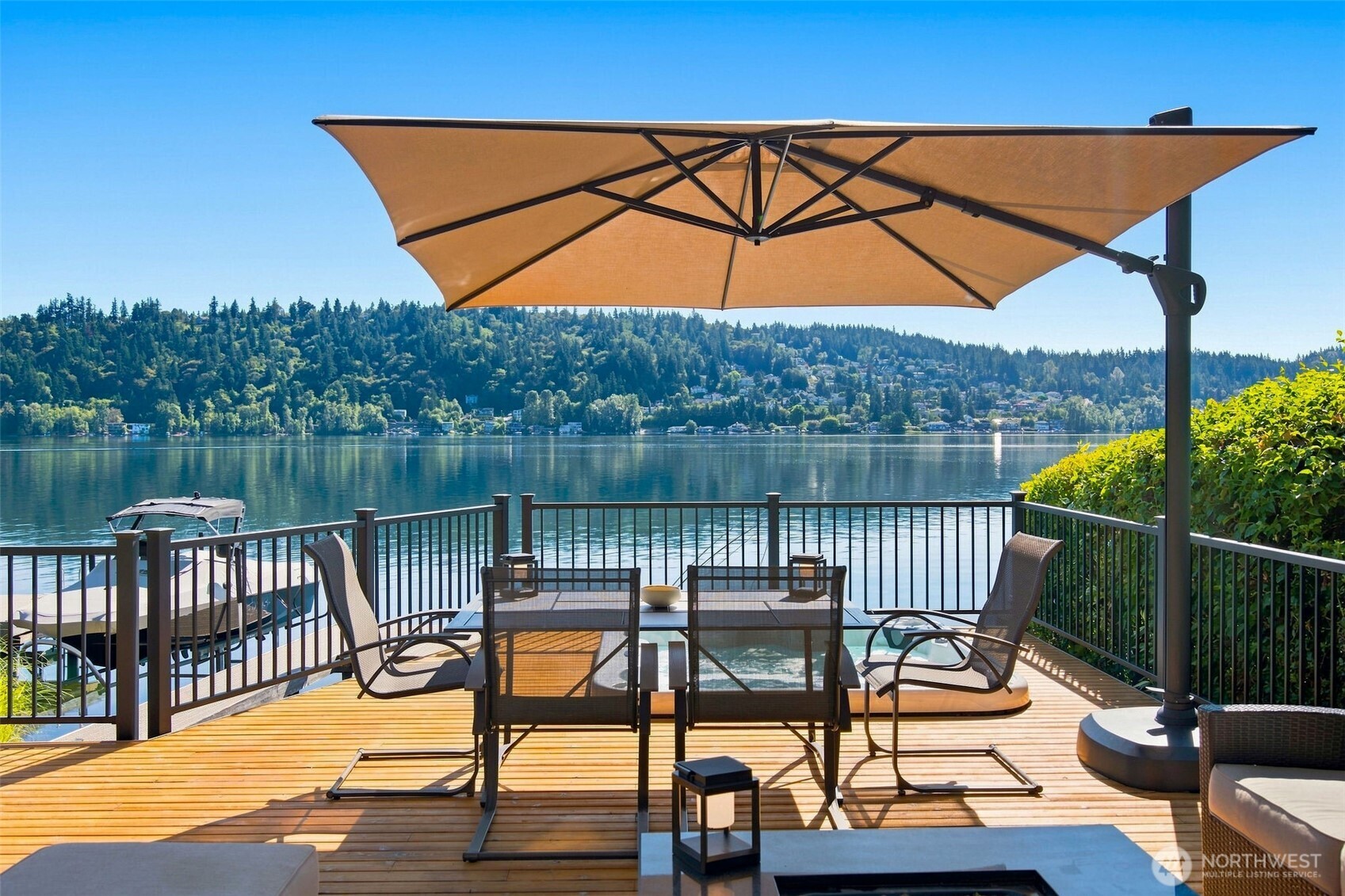 2002 W Lake Sammamish Parkway NE — photo