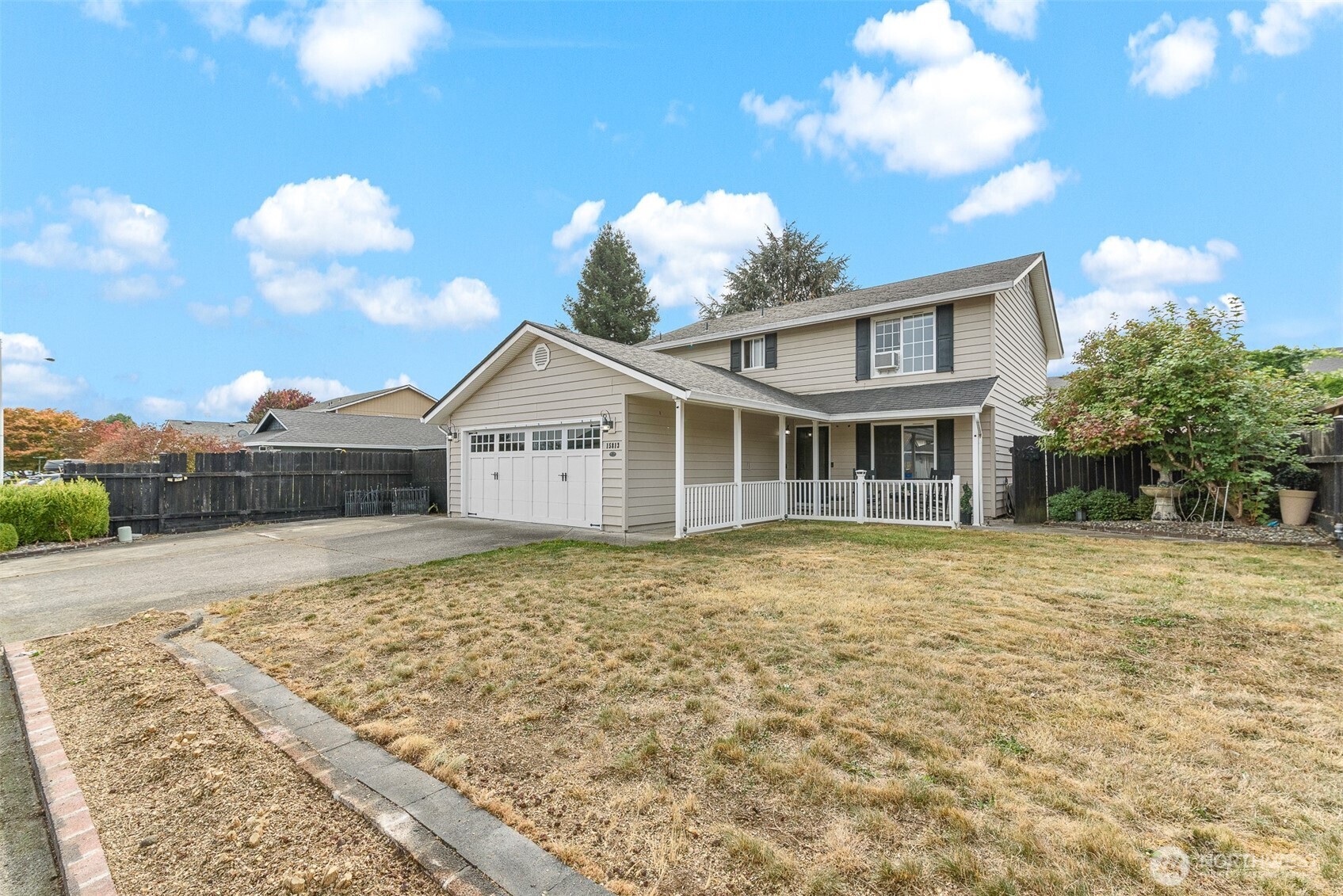 15813 NE 3rd Street — photo