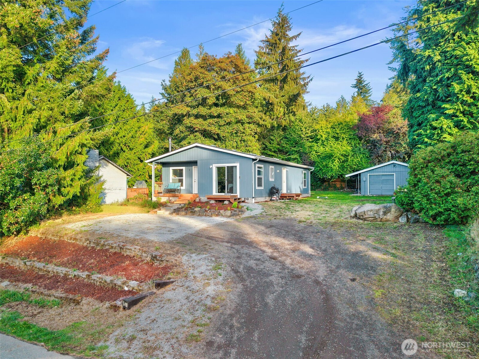 27078 Wagner Circle NE — photo
