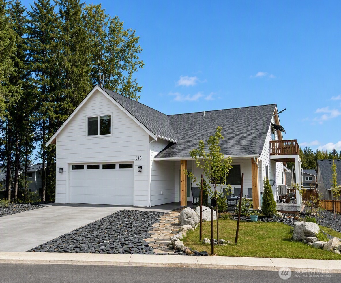 513 Paperbark Dr — photo
