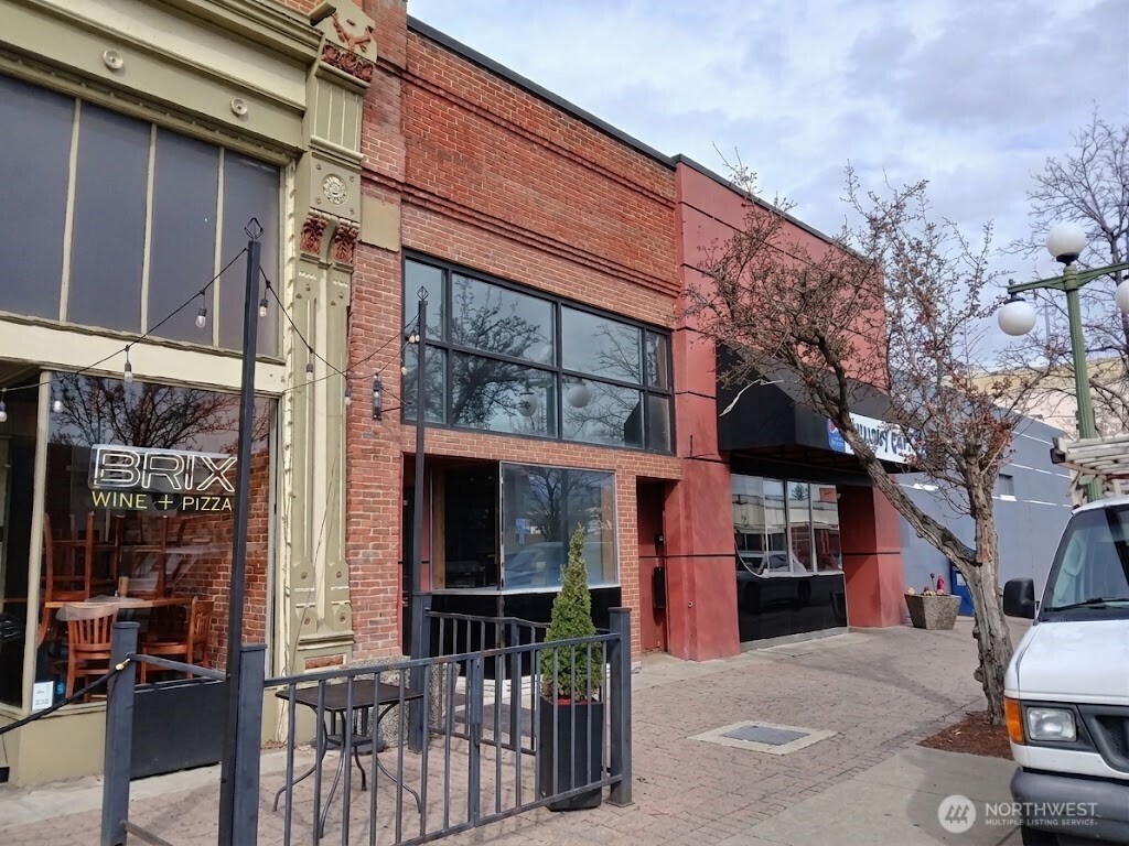 107 W 3rd Avenue — photo