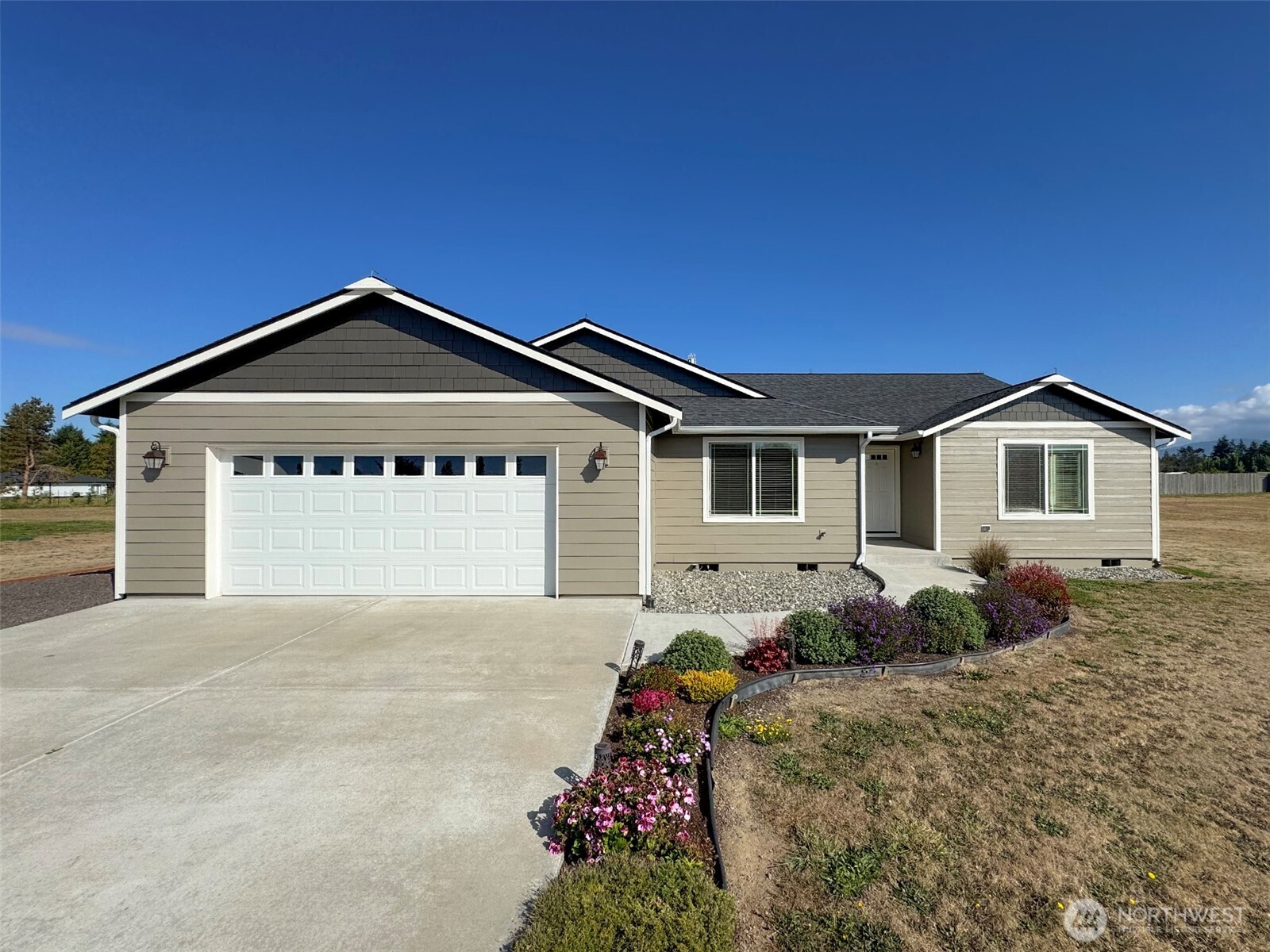 196 Marsh Hawk Lane — photo