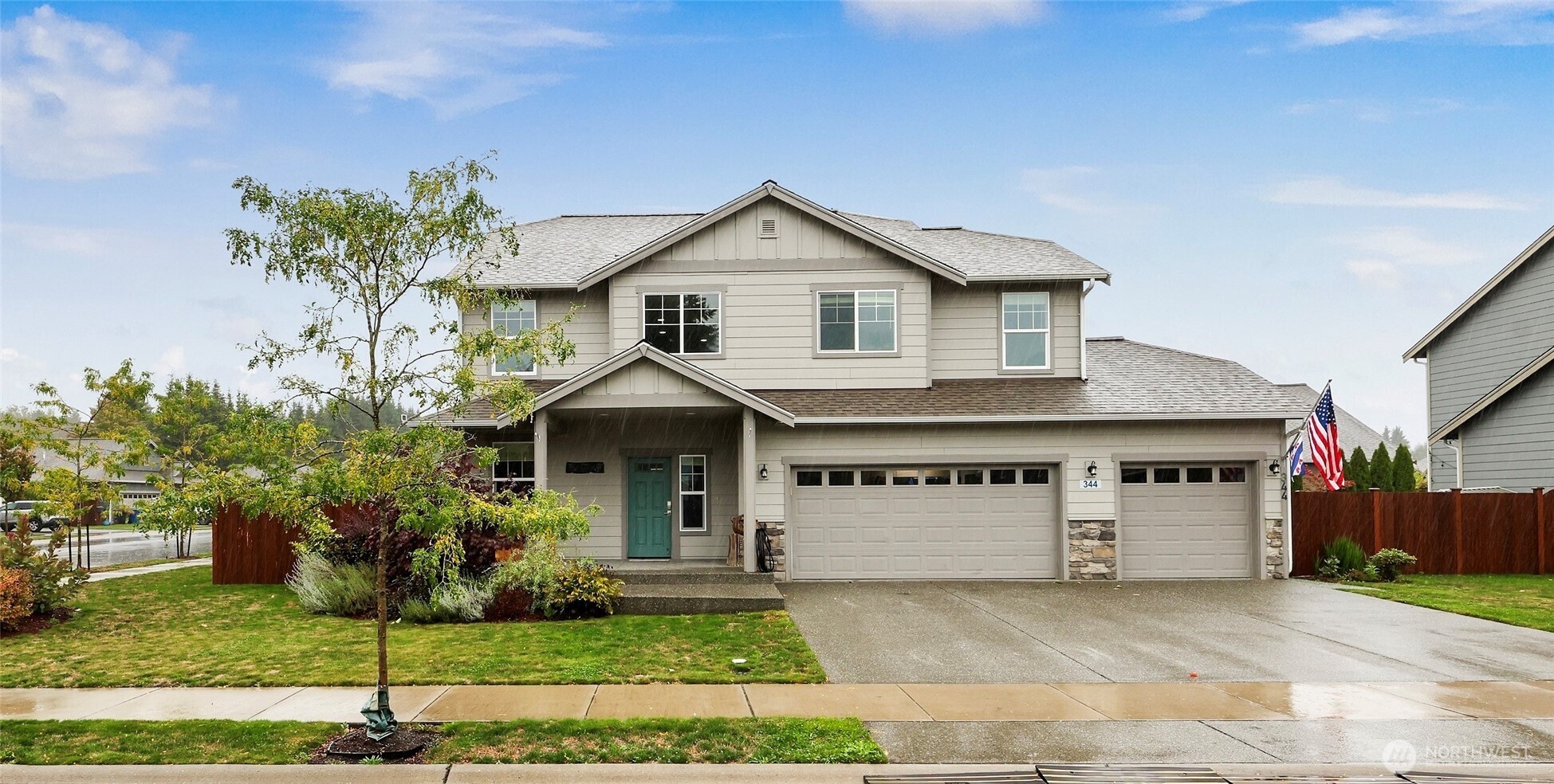 344 Cambridge Loop — photo