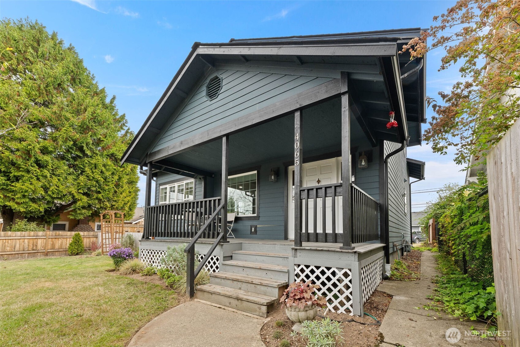 4065 E G Street — photo
