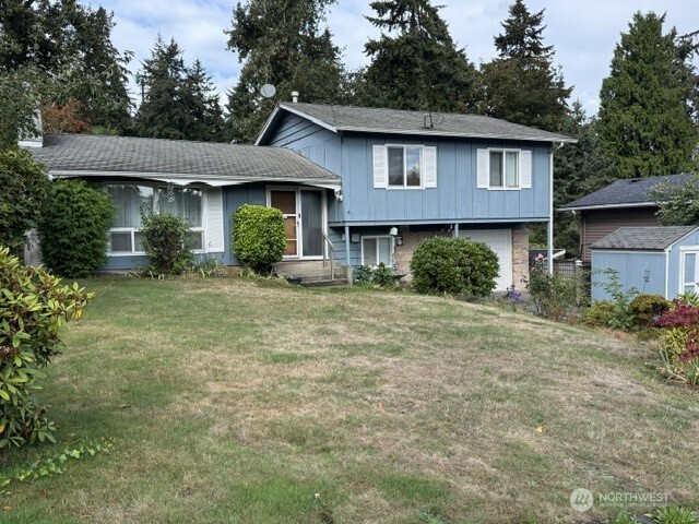 11043 14th Ave S — photo