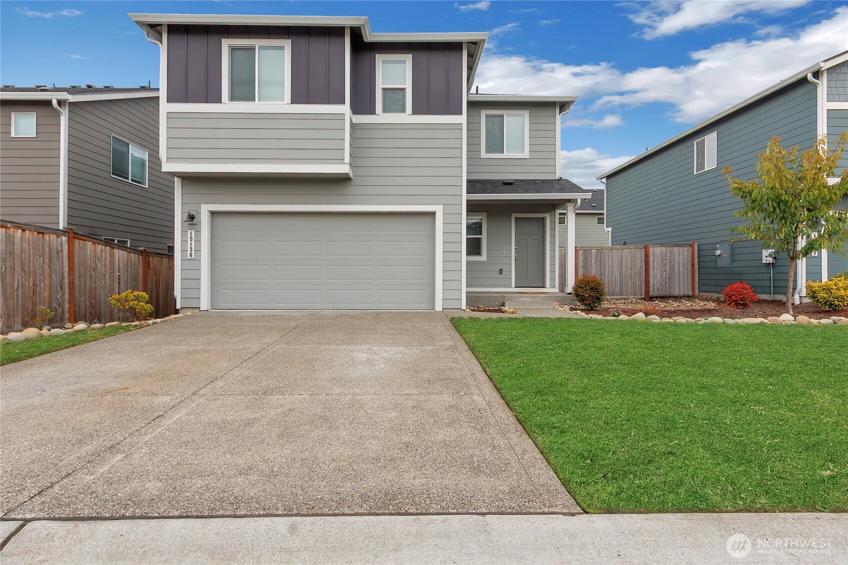 15136 Iverson Loop SE — photo