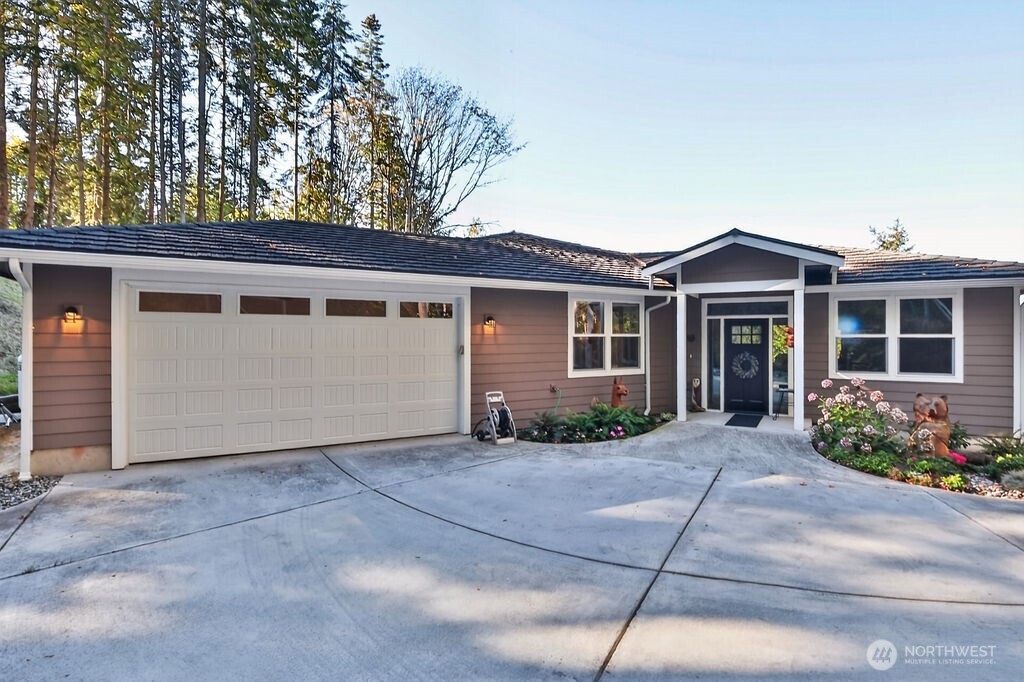 1285 Fox Hollow Road — photo