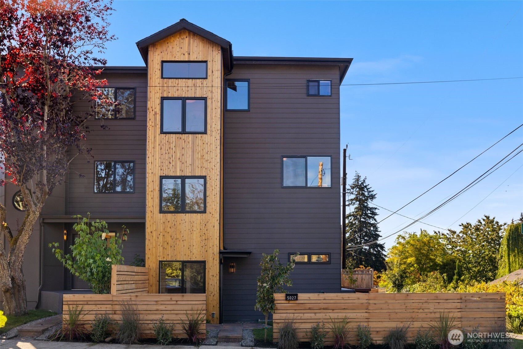 5027 SW Waite Street — photo