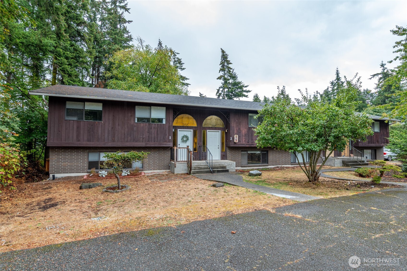 660 SW Harrier Circle #2 — photo