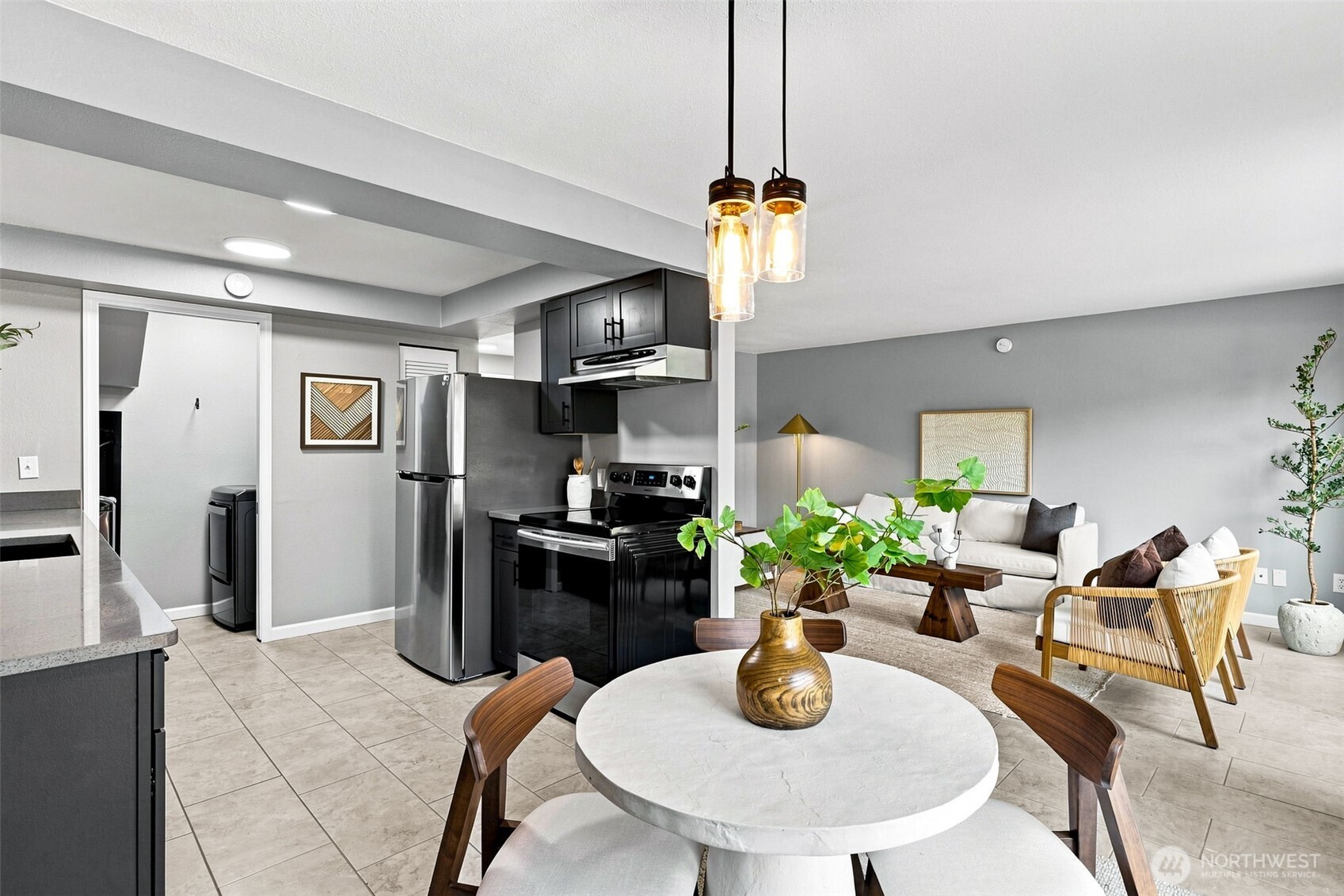 7403 Fairview Road SW #5 — photo