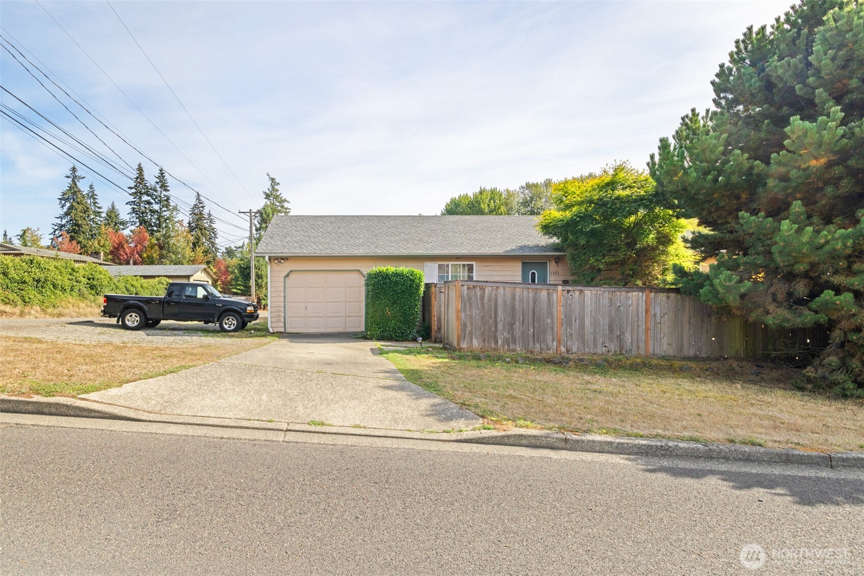 1323 S I Street — photo