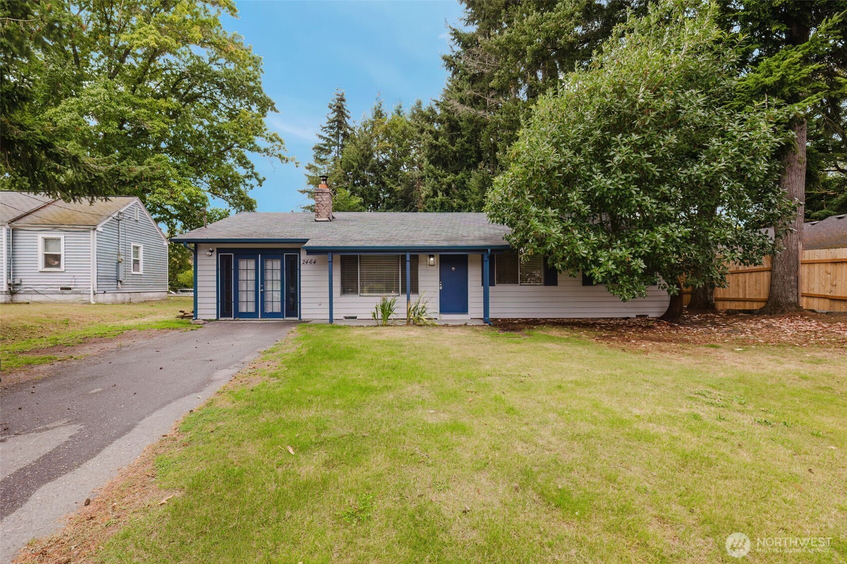 2464 Mitchell Road SE — photo
