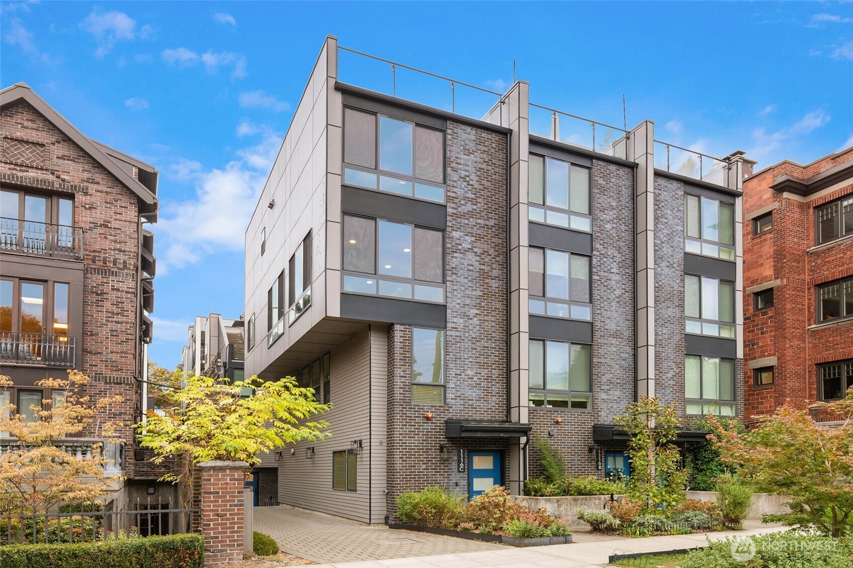 1116 Broadway E #C — photo