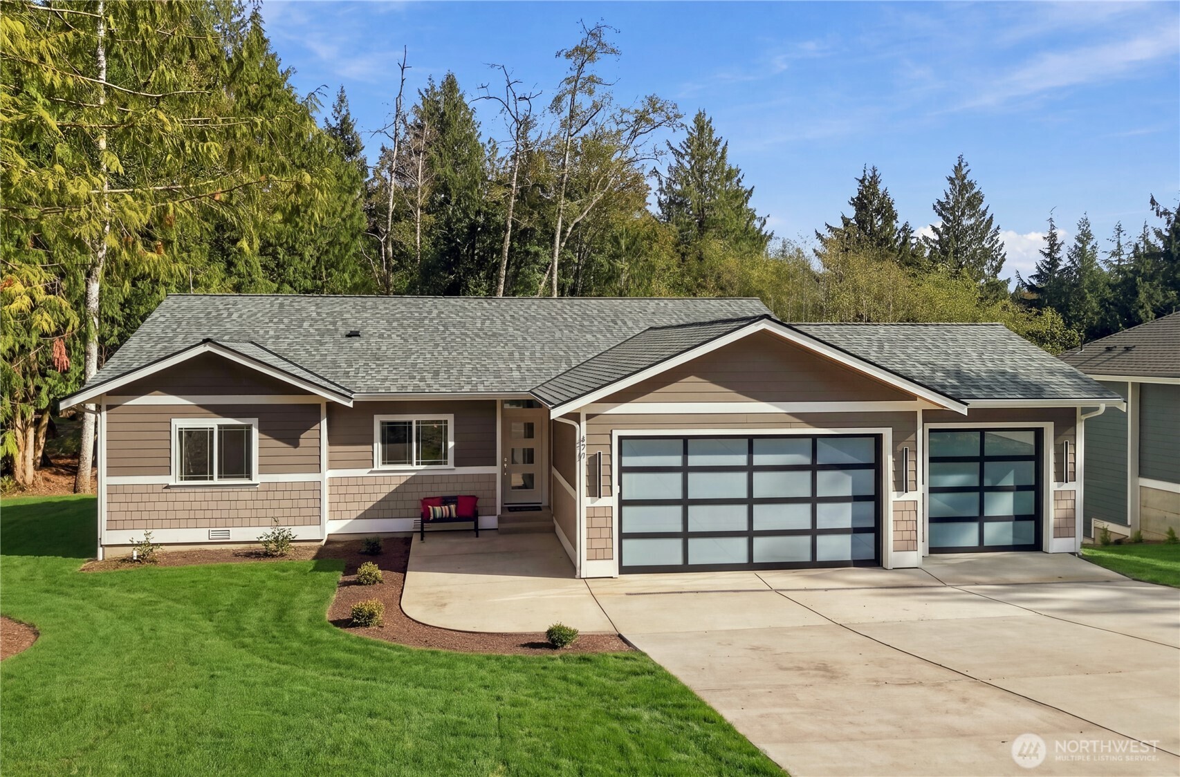 371 Rainier Lane — photo