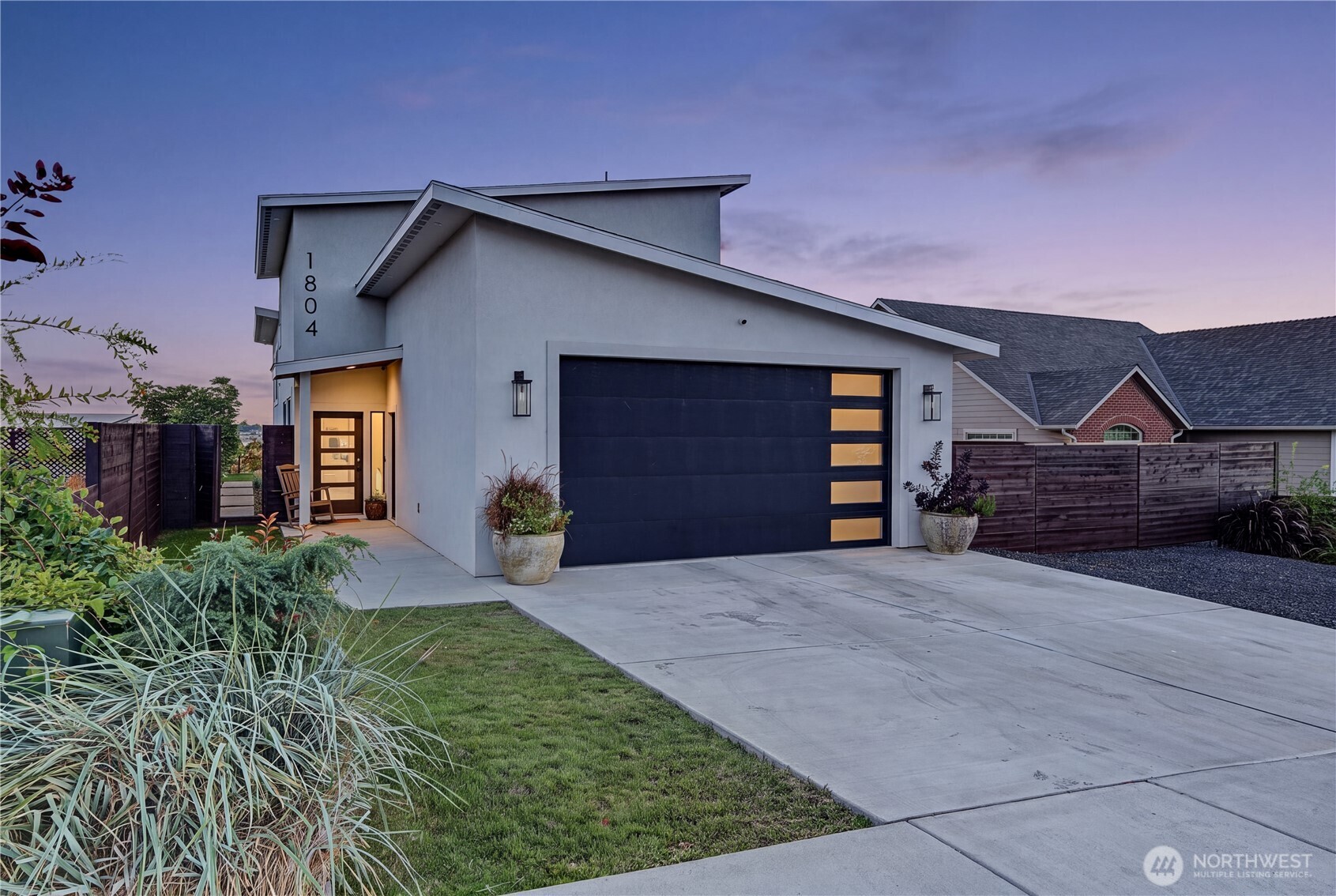 1804 S Beaumont Drive — photo