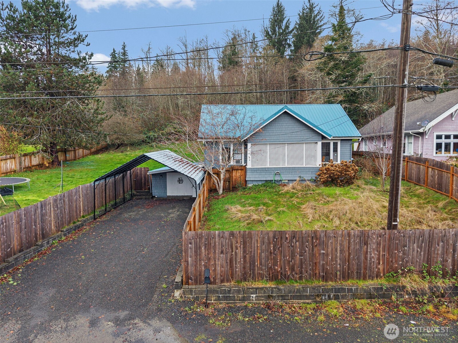 610 Barnhart Street — photo