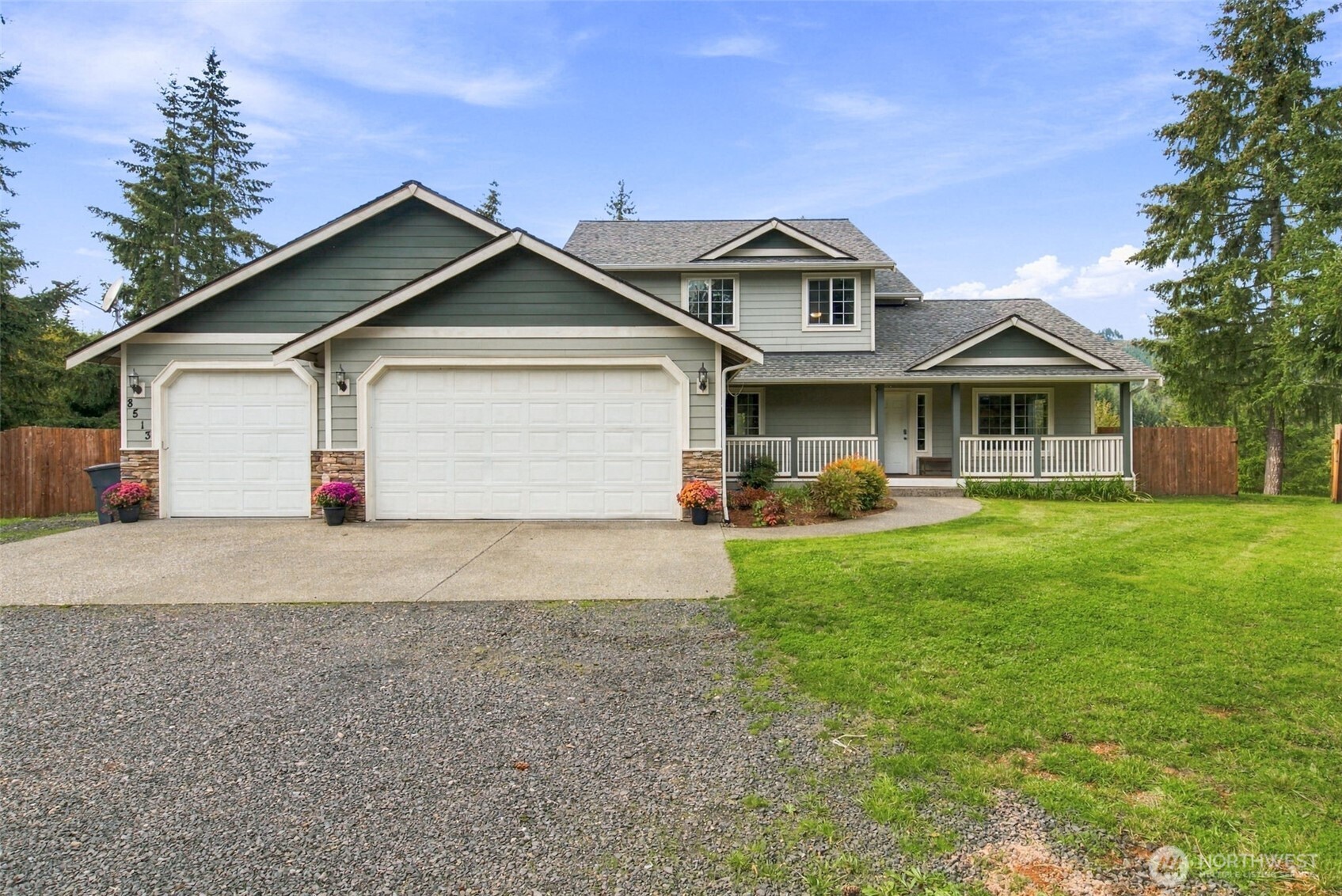 8513 Mckenny Lane SW — photo