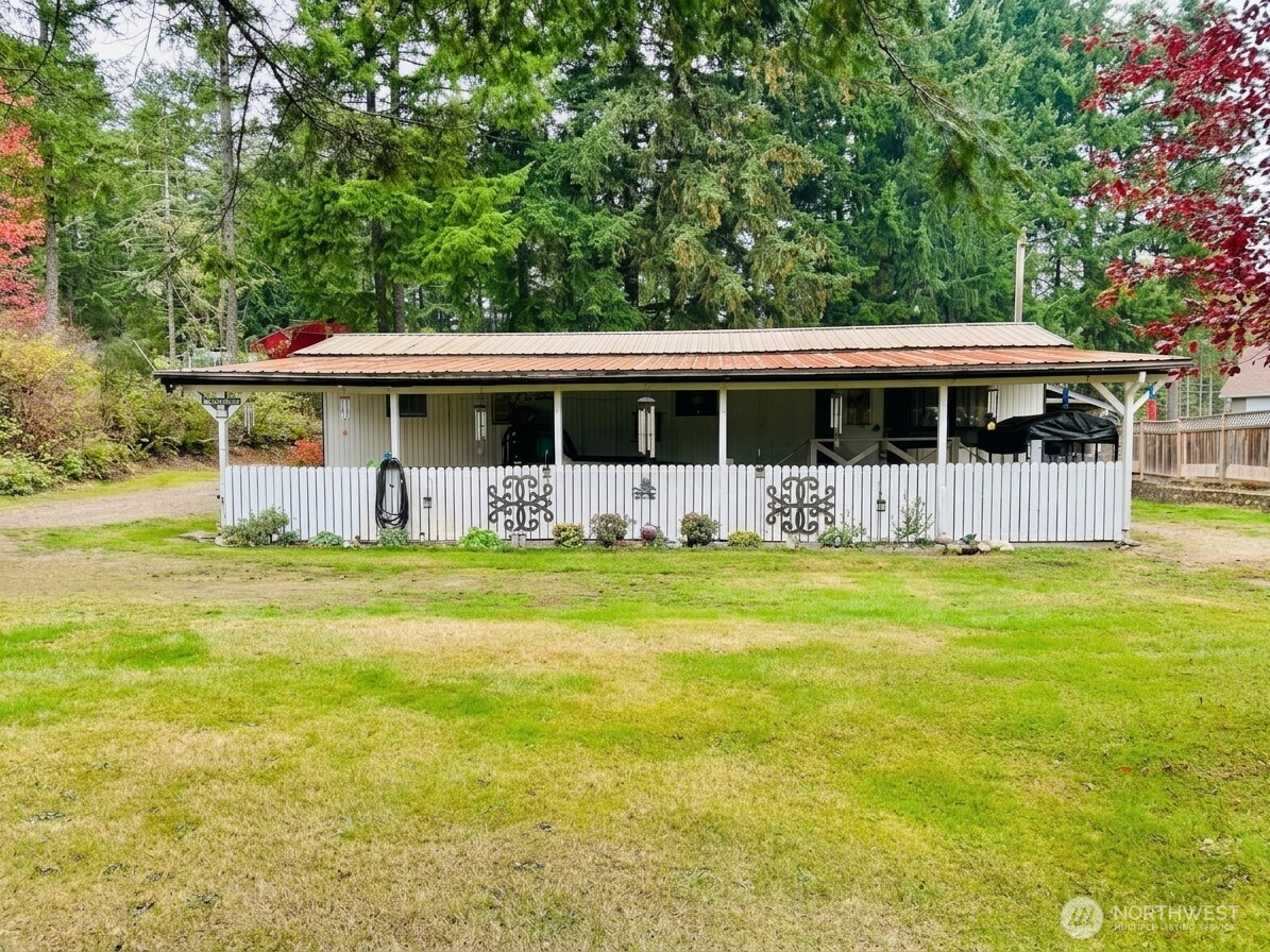 1231 E Island Lake Drive — photo